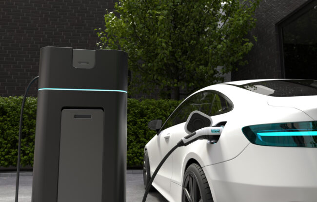 electric_vehicle_charging electric vehicle charging station with California backdrop – electric vehicle insurance California